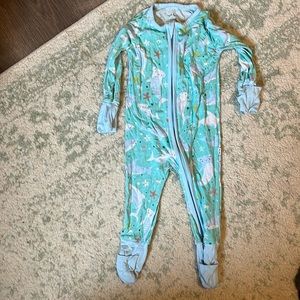 Shark little sleepies zippy